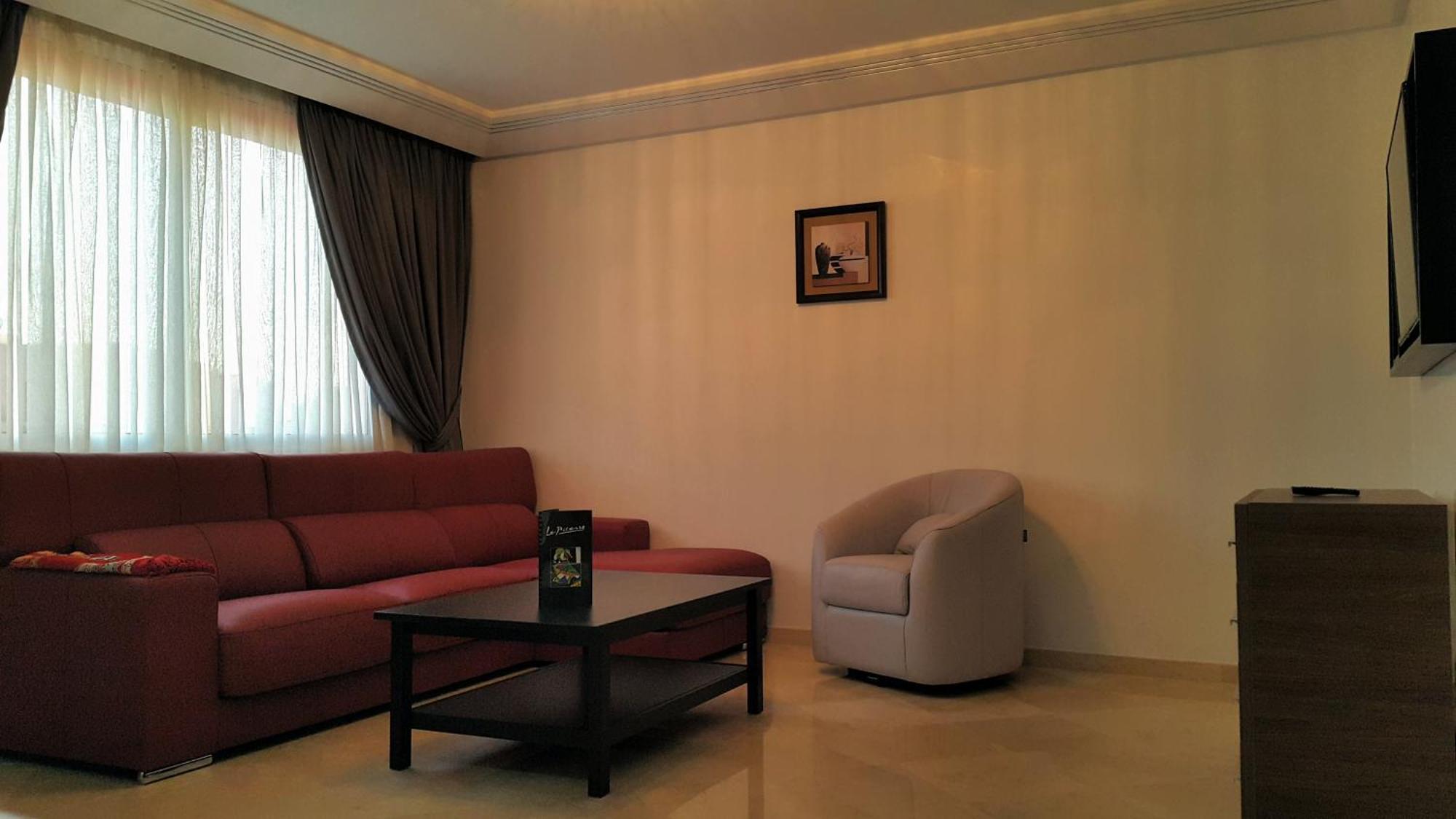 Apartahotel Mouna 3*