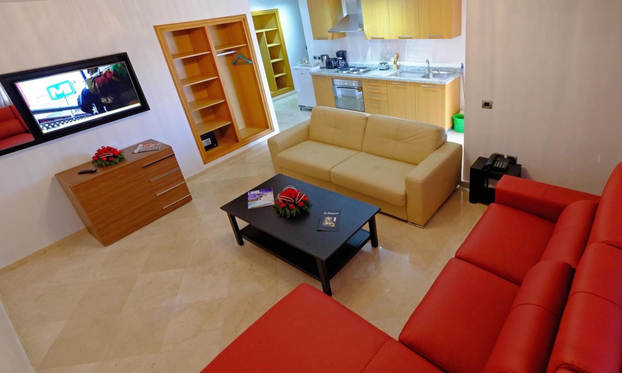 Mouna Apartahotel