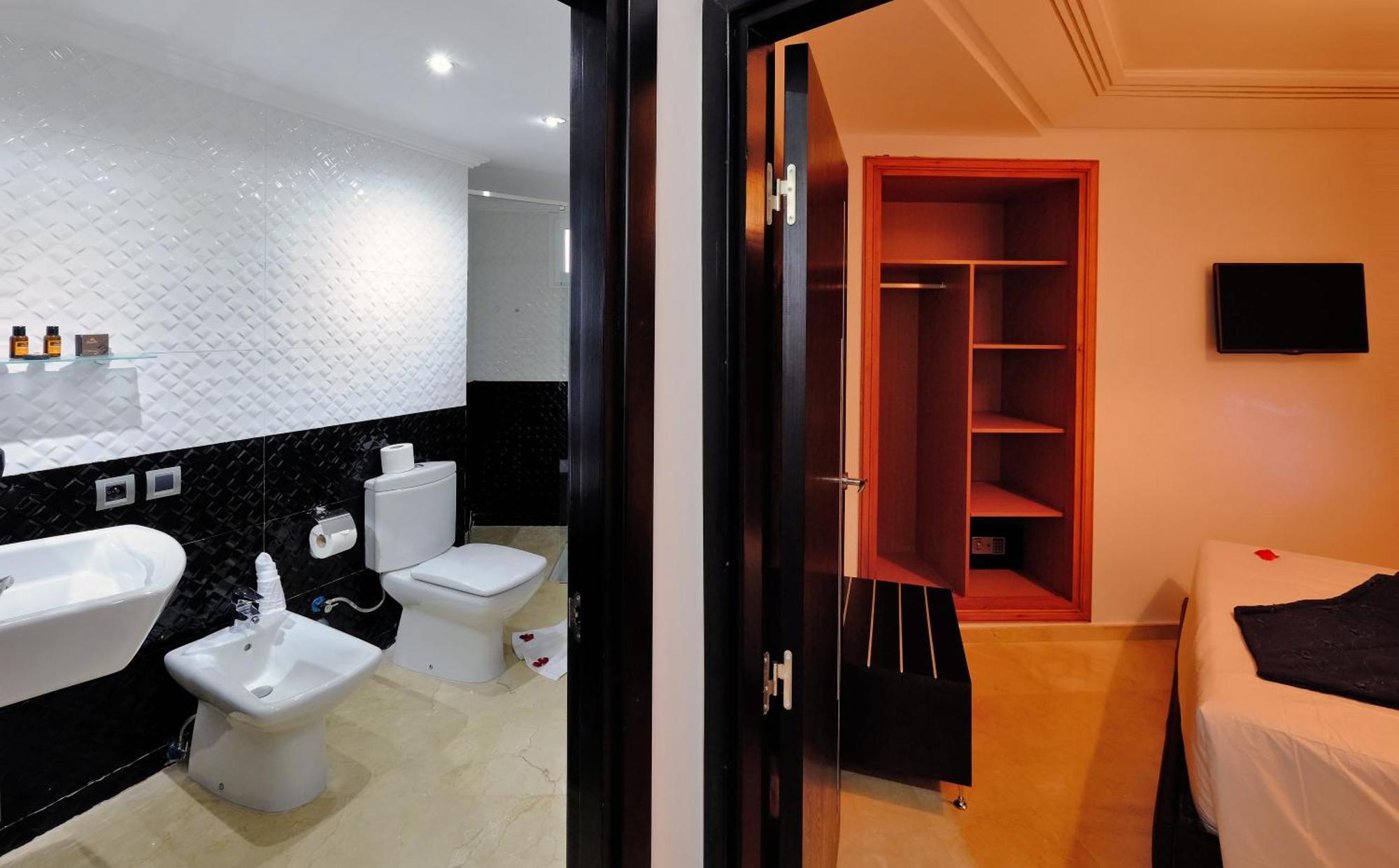 Apartahotel Mouna
