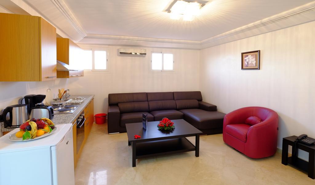 Mouna Apartahotel