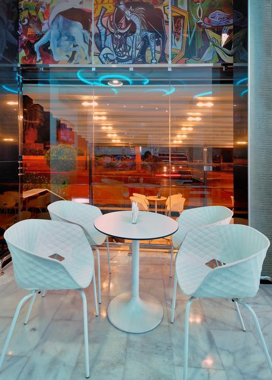 Apartahotel Mouna 3*