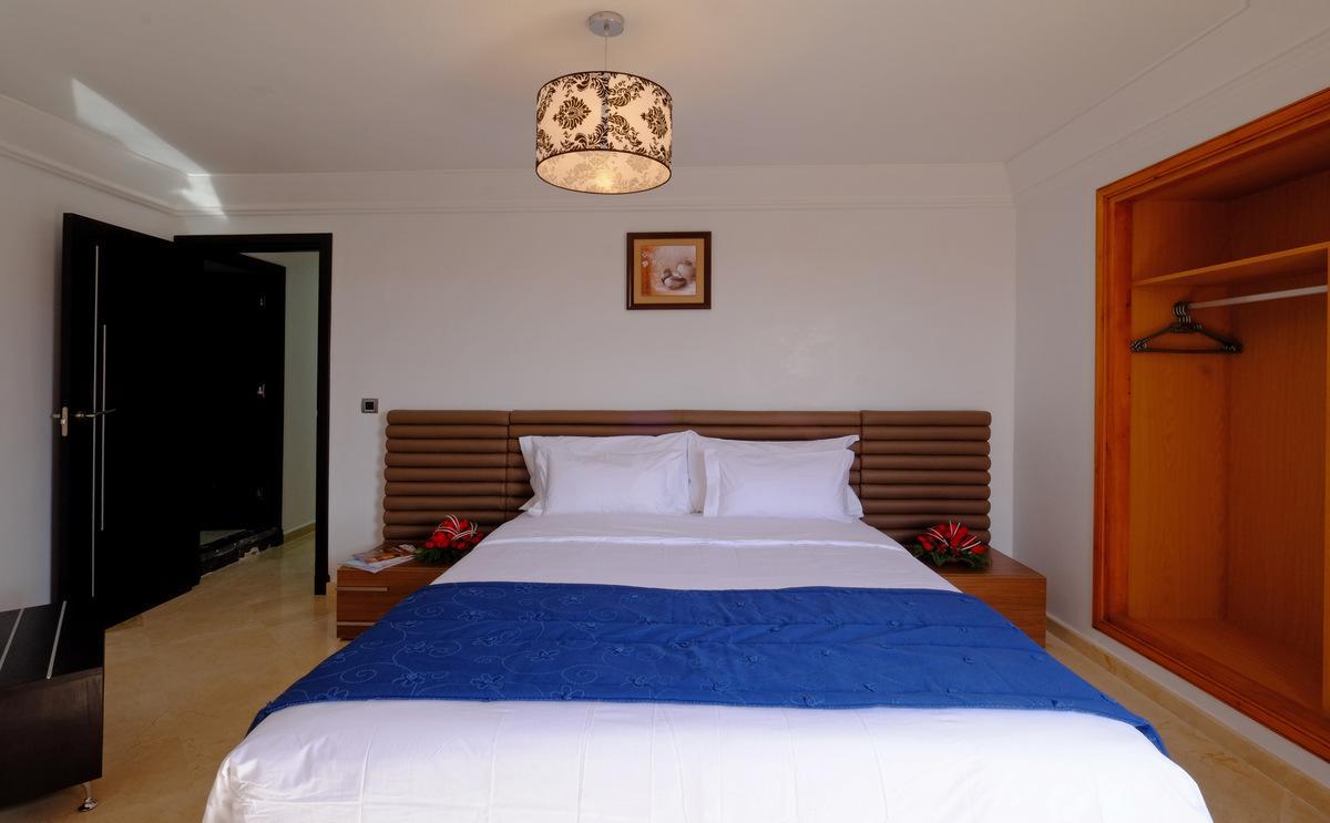 Mouna Apartahotel 3*